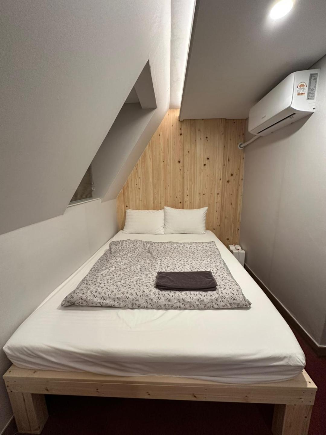 Insadong R Guesthouse Сеул Екстериор снимка