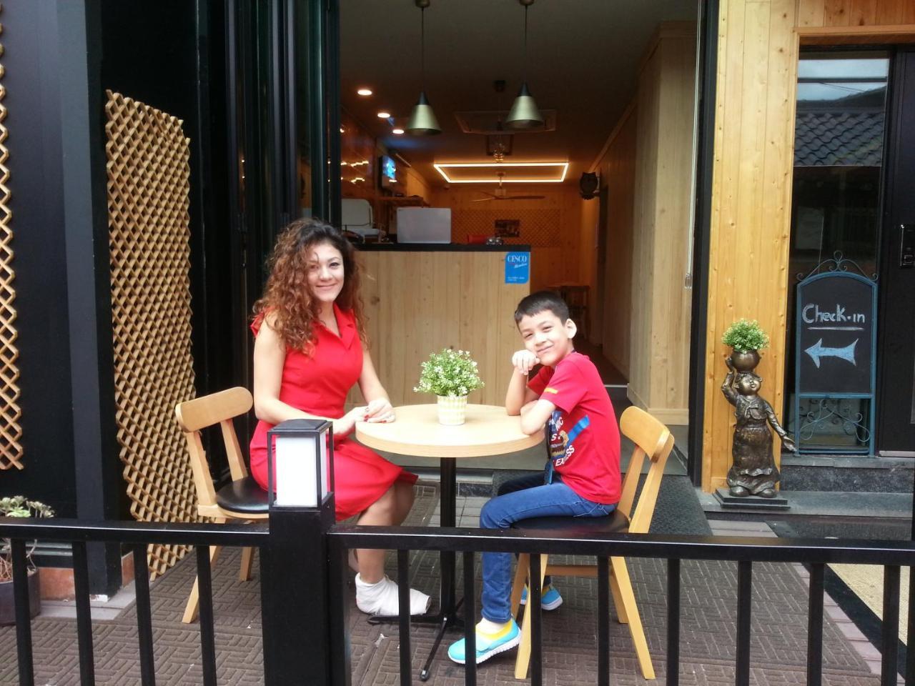 Insadong R Guesthouse Сеул Екстериор снимка
